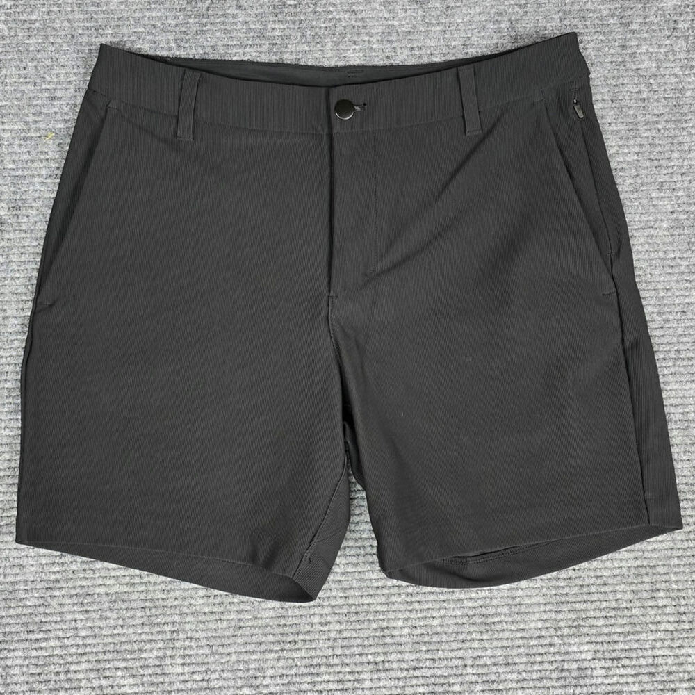 Lululemon Commission Short Classic 7" Mens 32 Black Stretch